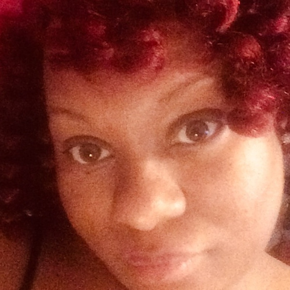 Meet your Posher, Juanita